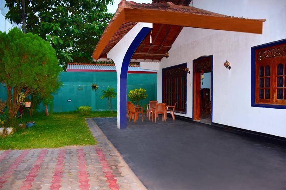 Gold Coast Resort Weligama Luaran gambar