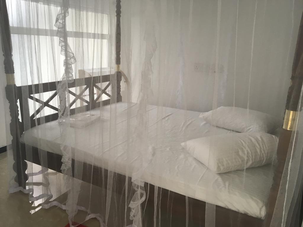 Gold Coast Resort Weligama Luaran gambar
